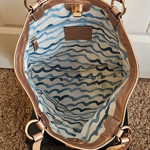 Coach 2011 Audrey "Leigh" Slim Tote Coral Reef EUC - Picture 11 of 14